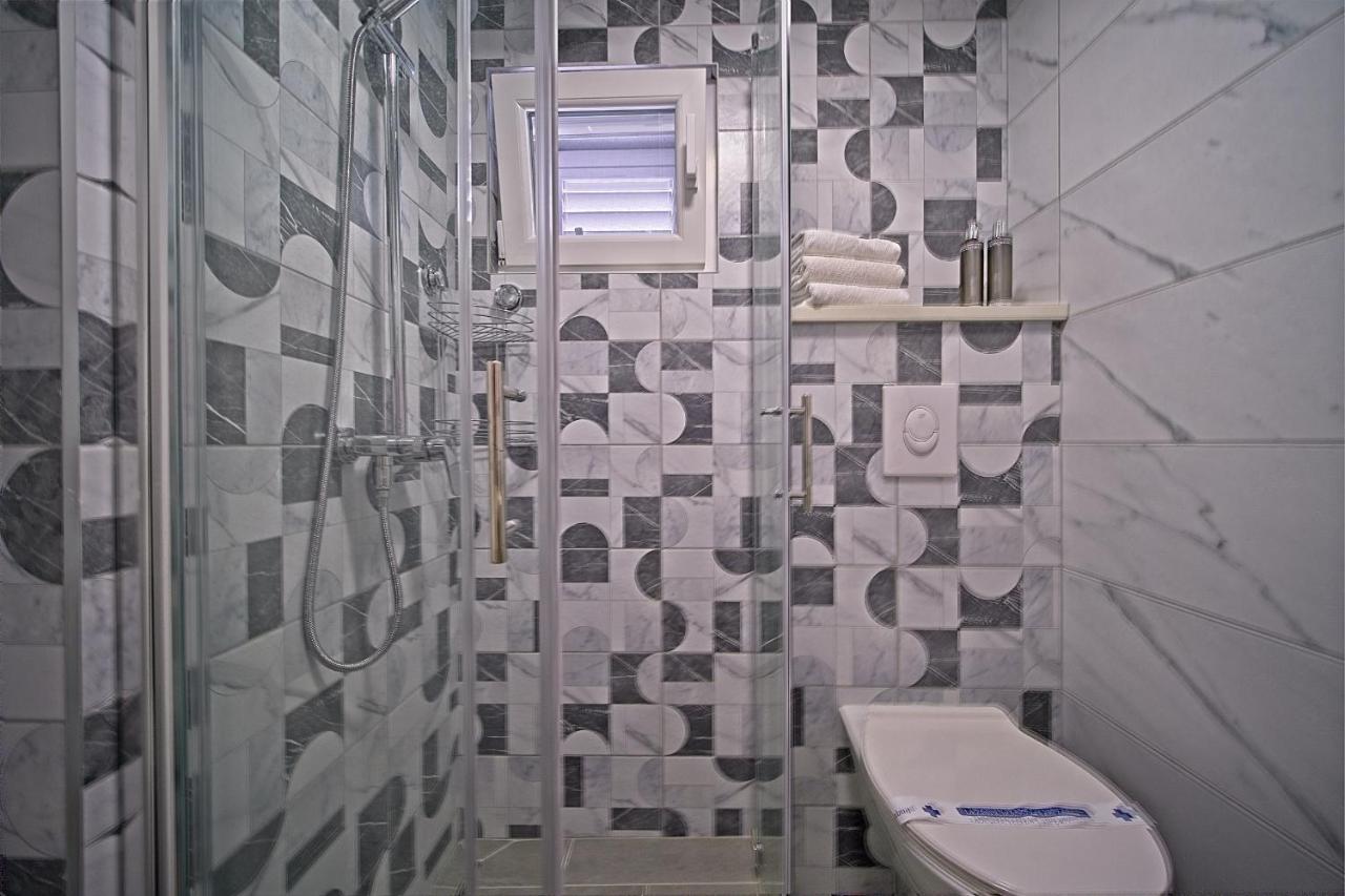 Apartments Lux Makarska Exterior foto