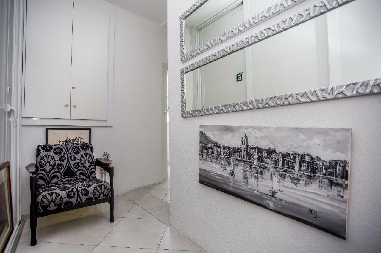 Apartments Lux Makarska Exterior foto